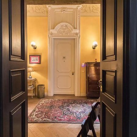 Italianway - Borgonuovo 12 Daire Milano Dış mekan fotoğraf