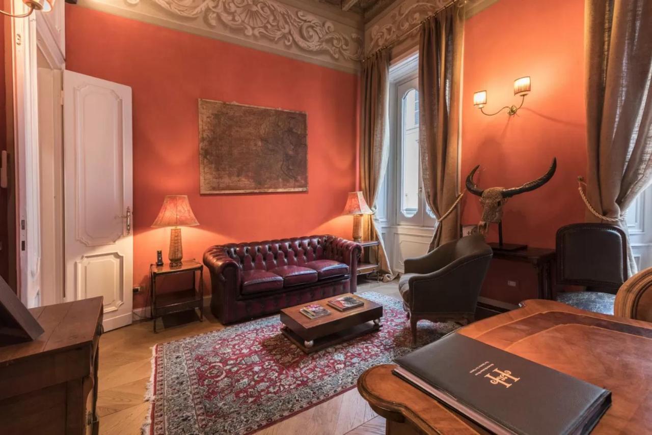 Italianway - Borgonuovo 12 Daire Milano Dış mekan fotoğraf