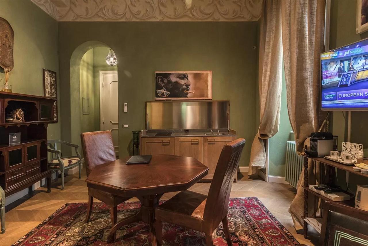 Italianway - Borgonuovo 12 Daire Milano Dış mekan fotoğraf