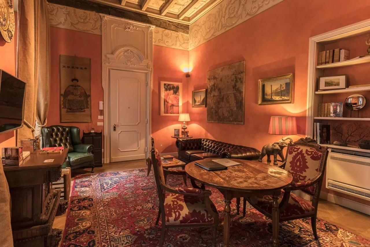 Italianway - Borgonuovo 12 Daire Milano Dış mekan fotoğraf