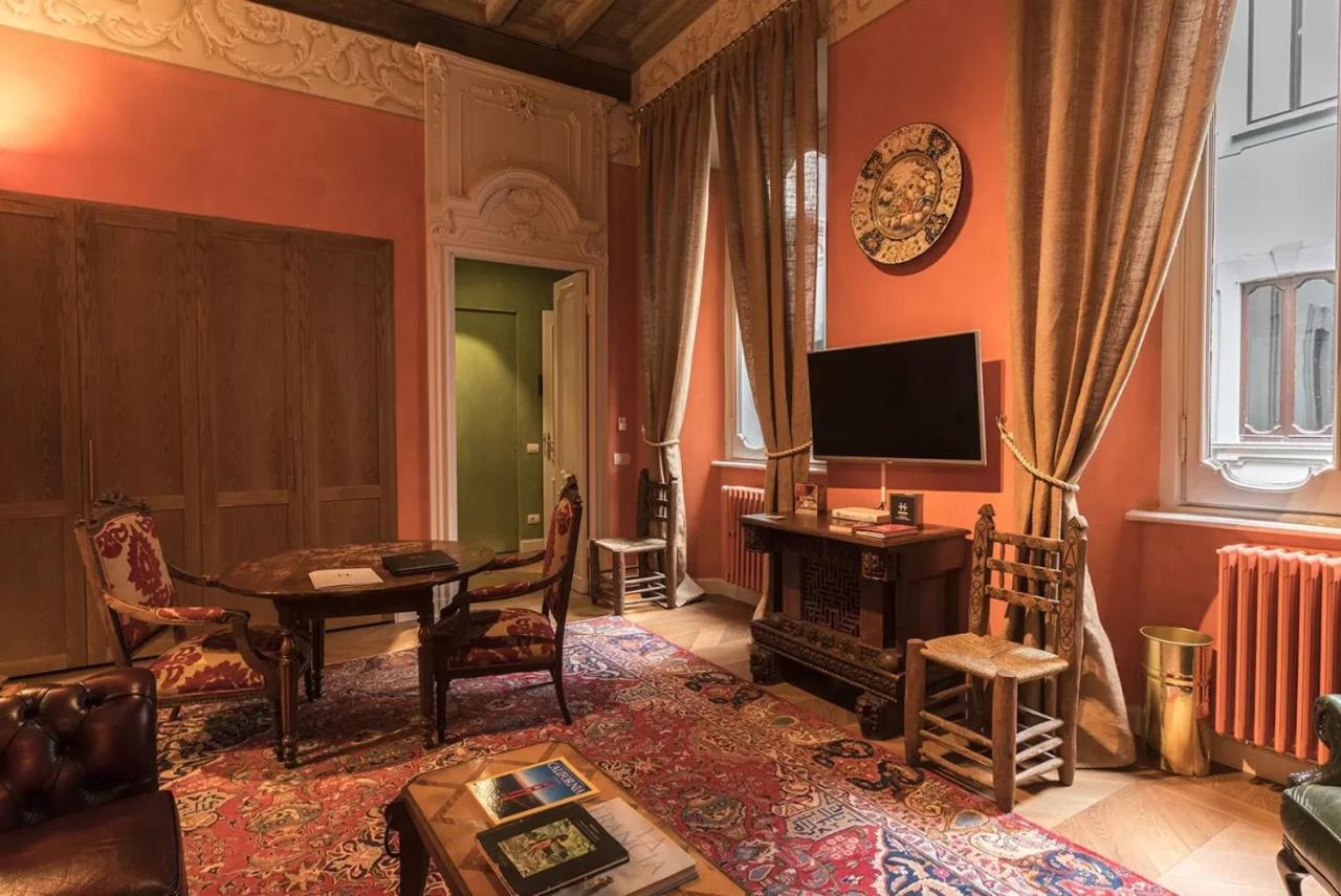 Italianway - Borgonuovo 12 Daire Milano Dış mekan fotoğraf