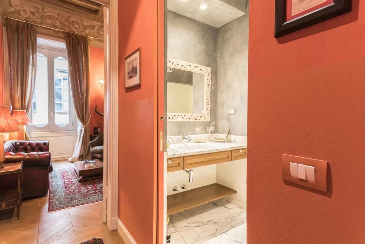 Italianway - Borgonuovo 12 Daire Milano Dış mekan fotoğraf
